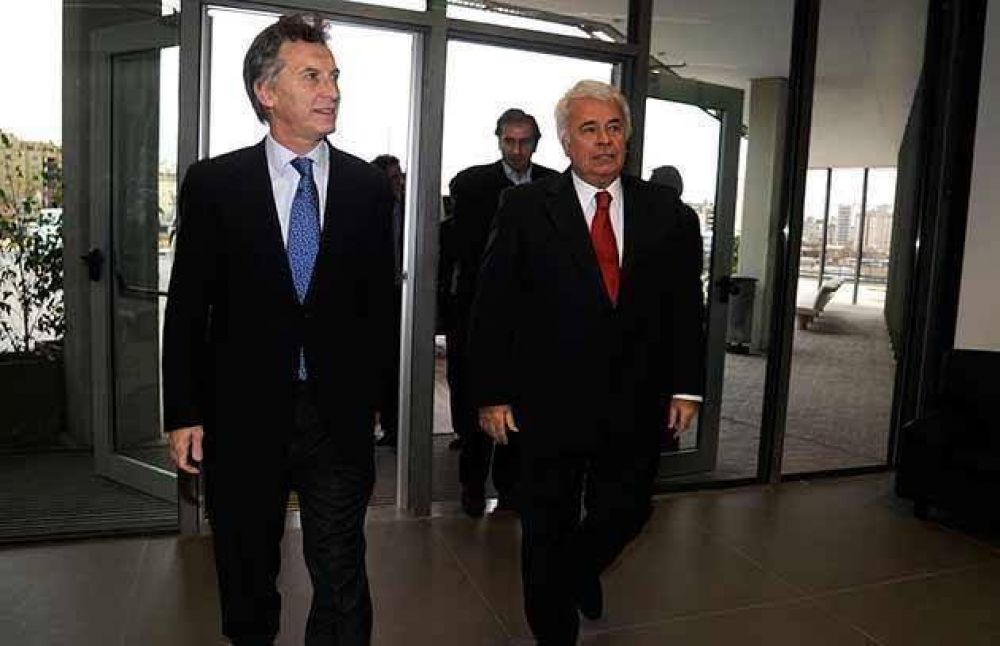 En plena pol�mica, Macri y De la Sota fueron por la foto