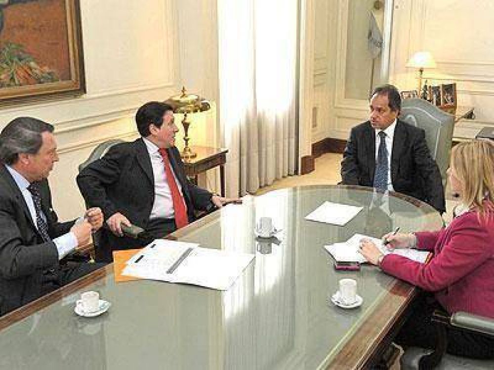 LAN�S: Tras la pol�mica, D�az P�rez se reuni� con Scioli