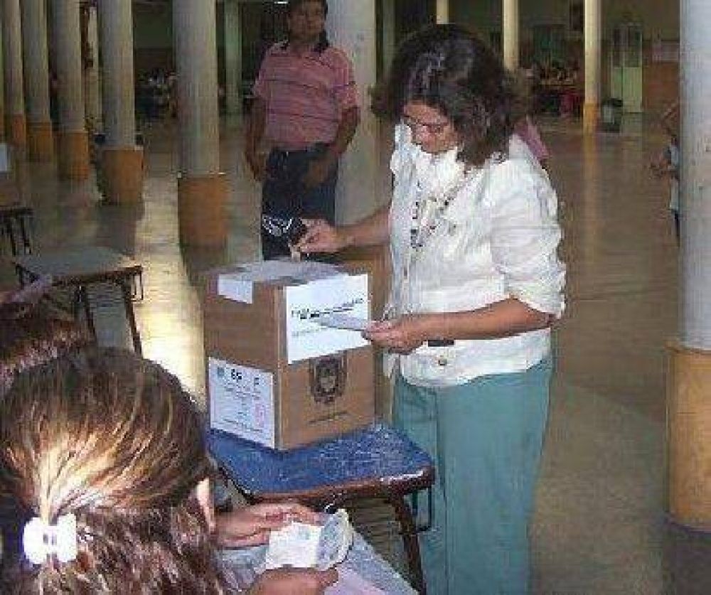 Corpacci: �Gane quien gane todos debemos trabajar juntos� 