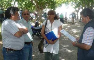 Municipio: Salarios y disconformes.