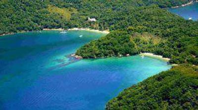 Tiene cuatro a�os y gan� una isla paradis�aca