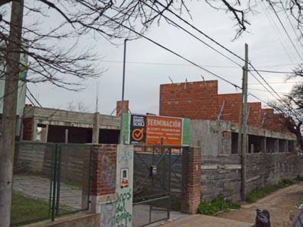 Malestar por los cambios en el proyecto de Polivalente