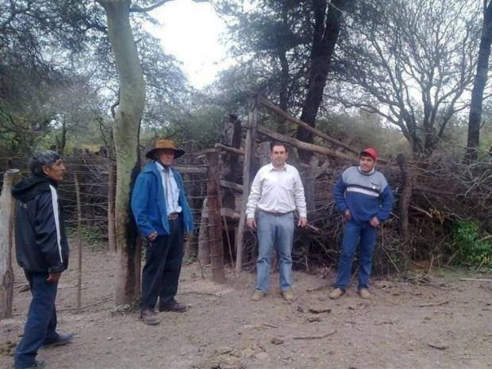 Grupos armados hostigan a familias campesinas de Anta