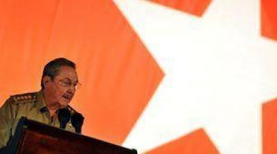 Ra�l Castro reclam� m�s mujeres en cargos directivos del pa�s
