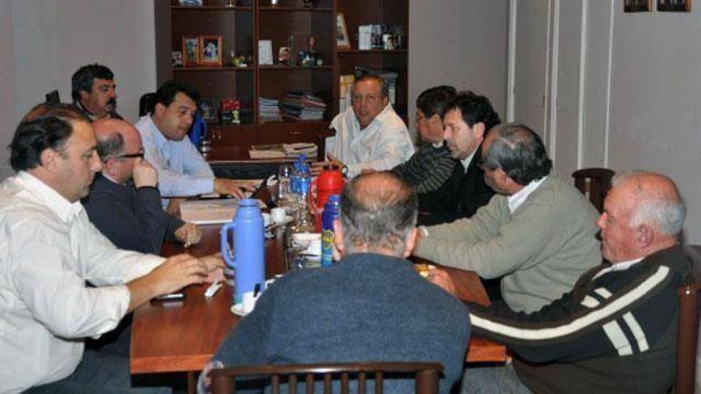 Intendentes radicales advierten al partido que son "ganadores" en sus pueblos