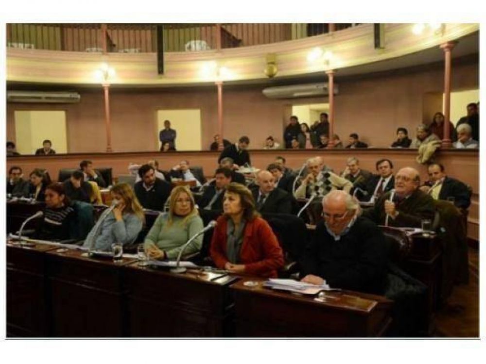 Con una ley, quieren que Entre R�os sea �libre de prost�bulos�