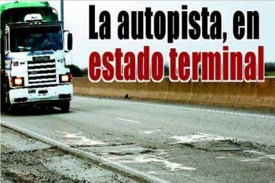 Autopista: por falta de obras, podr�an intervenir judicialmente la concesi�n