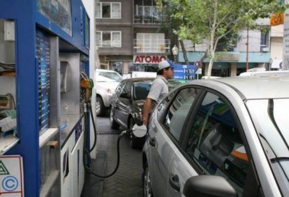 El Sindicato Petrolero de C�rdoba lanz� un paro de 24 horas para el martes