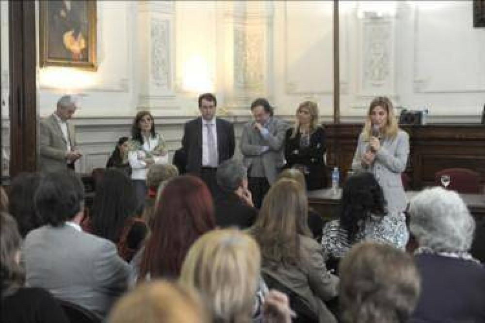 Nora De Lucia: la educaci�n es la herramienta m�s potente para quitar desigualdades