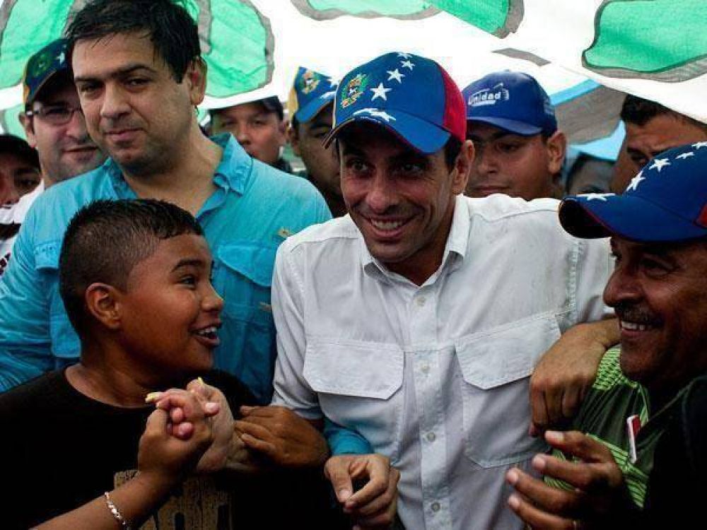 Ch�vez prev� una "guerra civil" si no es reelecto