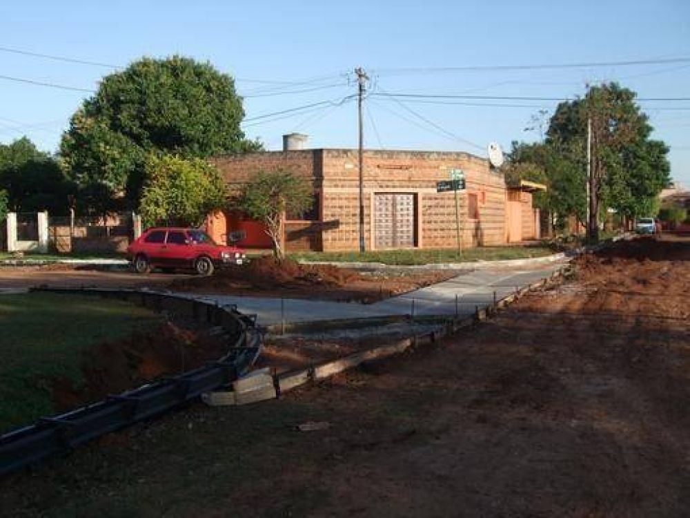El Municipio realiza obras de saneamiento, cordones cunetas y badenes en barrios