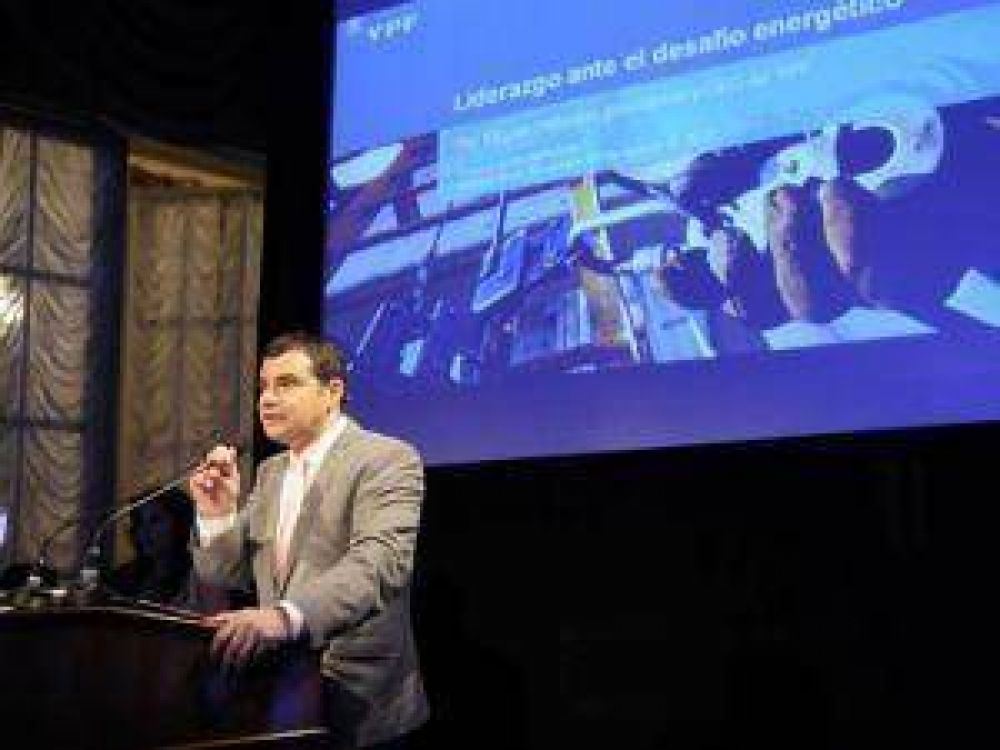 Galuccio confirm� exploraci�n petrolera en el Chaco con un pozo de 3.500 metros