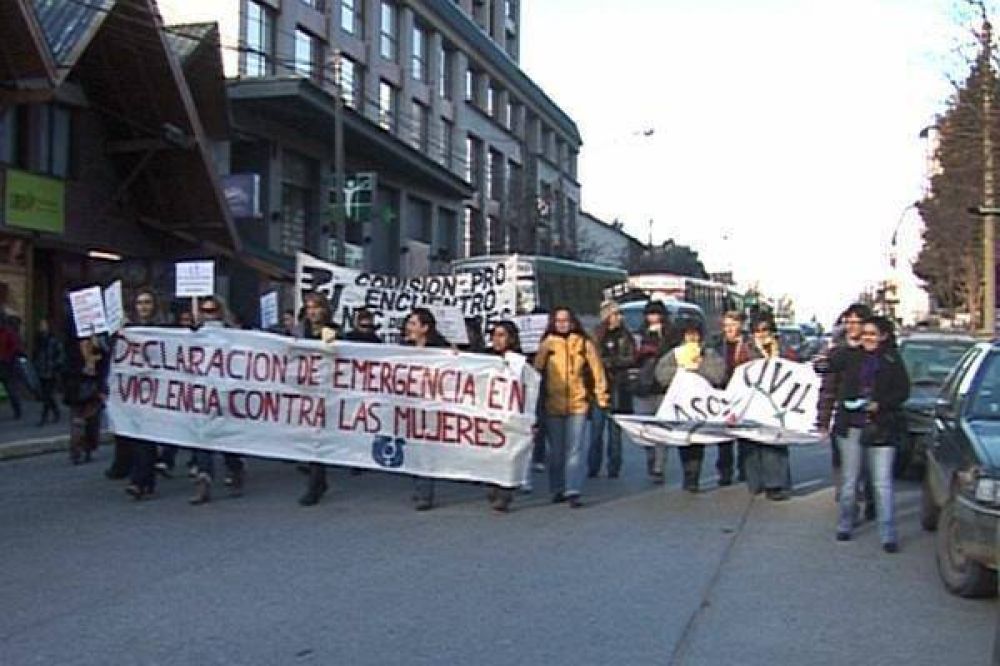  Marcharon por la ley integral de protecci�n de las mujeres