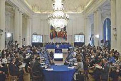 Apoyo de la regi�n para Ecuador en la OEA