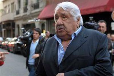 Lescano consider� "oportuna" la intervenci�n del sector el�ctrico