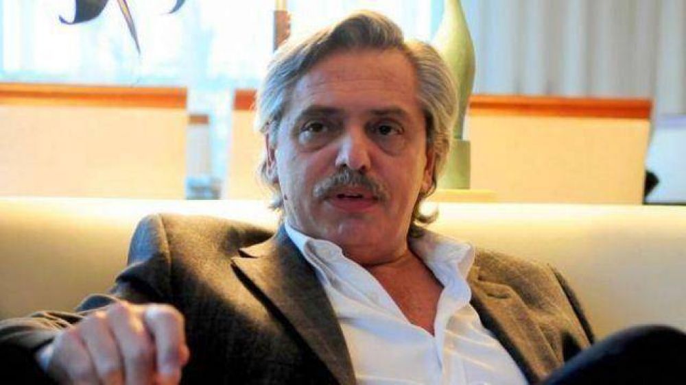 "Scioli trabaja para esquivar los balazos que le tiran"