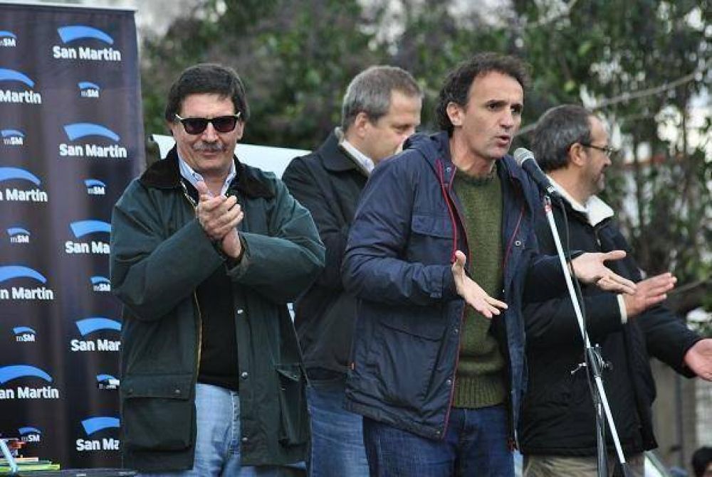 Katopodis y Sileoni firmaron dos convenios para mayor educaci�n