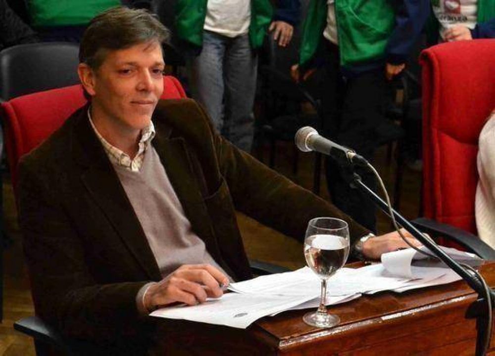 Axel Cantlon asegura que �Nunca se aprob� en el HCD la construcci�n de la Escuela de Arte�