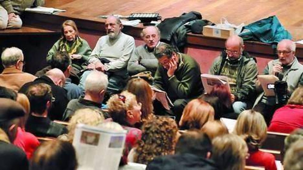 Desde Carta Abierta, los intelectuales K piden la reforma de la Constituci�n