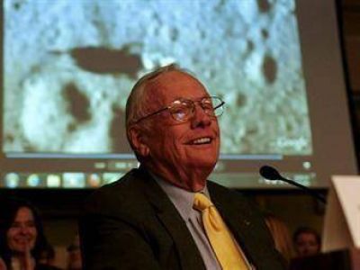 A los 82 aos, falleci Neil Armstrong, el primer hombre en pisar la luna
