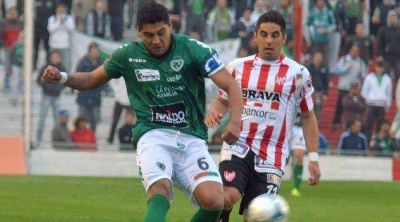 Enorme victoria de Sarmiento contra Instituto por 3 a 1