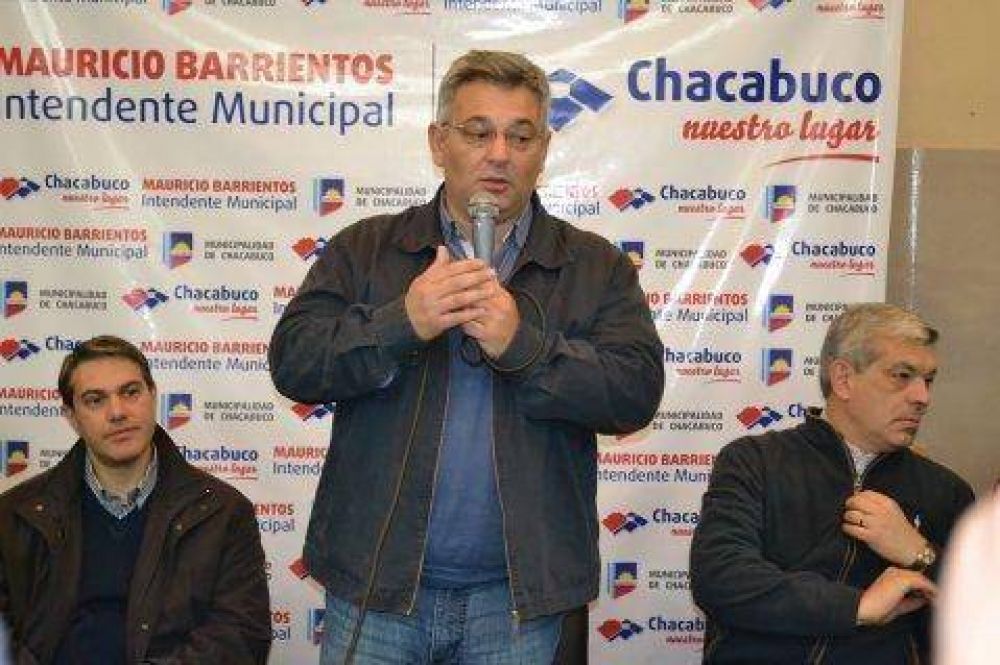 Entrega de subsidios y becas