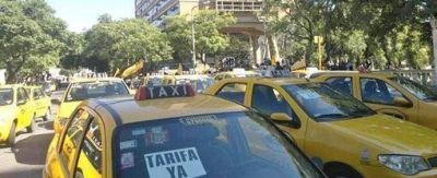 Impuesto al combustible: taxistas afirman que pedir�n suba de tarifa