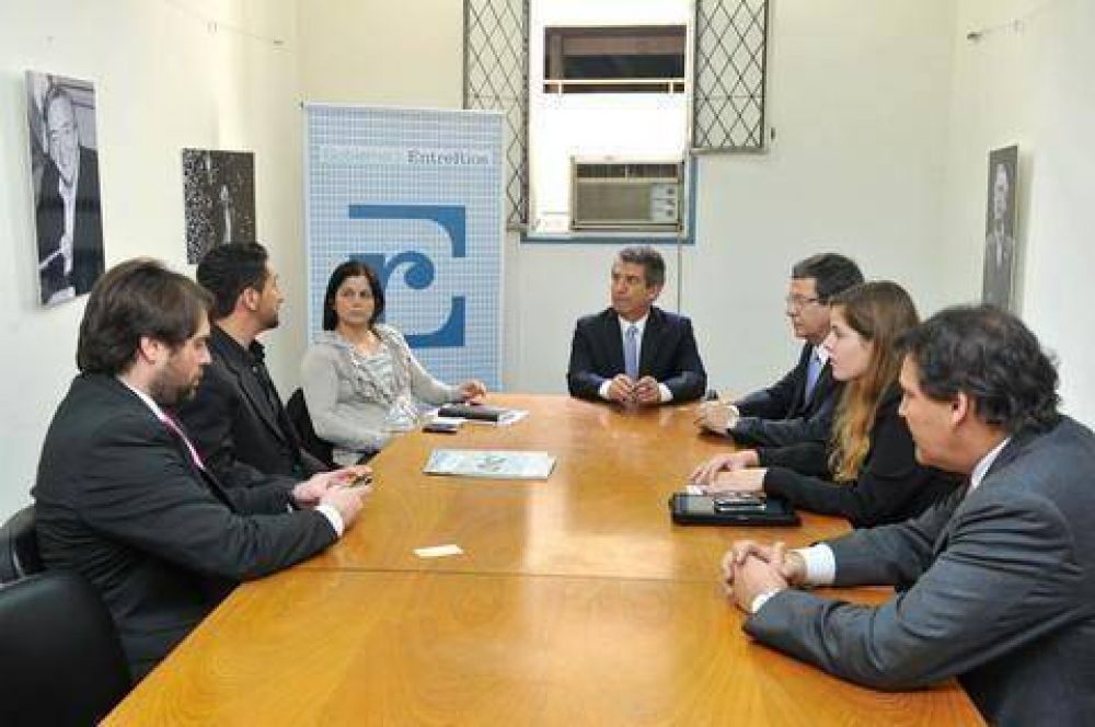 La provincia avanzar� junto a Naci�n en la producci�n de vacunas para humanos