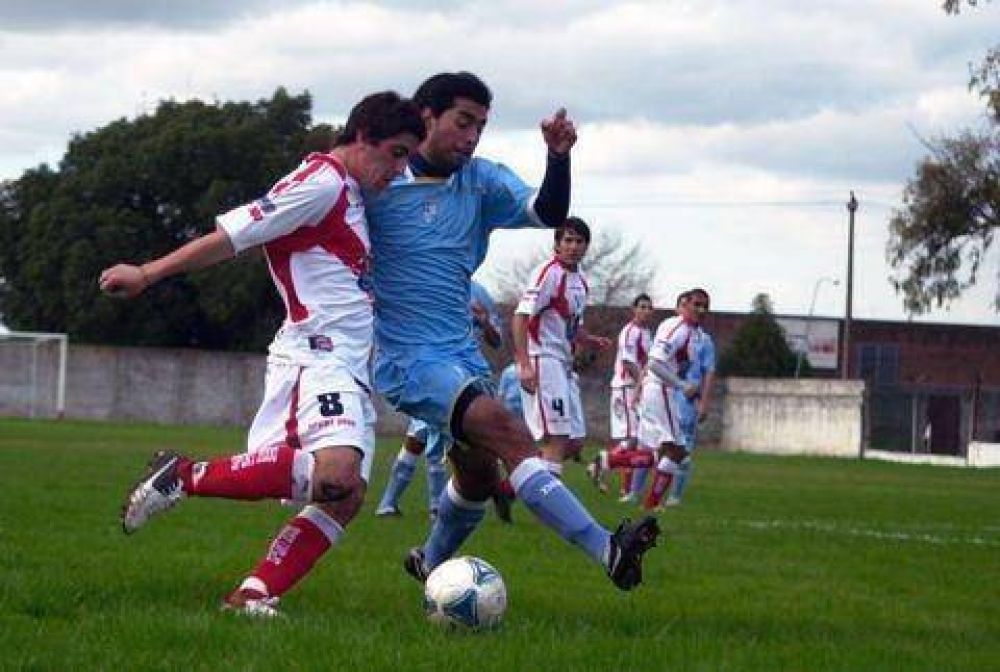 Luj�n retrocedi� en el juego y cay� sin atenuantes ante Liniers