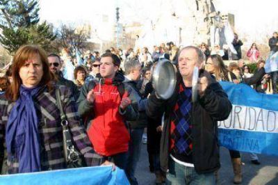 Tel�fono Pulti!!! Marplatenses reclamaron por Seguridad y Justicia