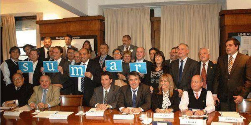 El Ministro Juan Luna particip� de la reuni�n del Consejo Federal de Salud
