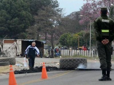 Negocian, pero el corte se mantiene en la ruta 50