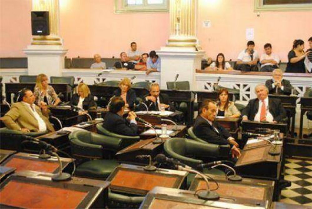 Ofensiva oficialista por fondos de la Anses