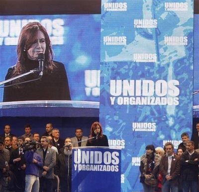 Impulsa el kirchnerismo un frente de grupos militantes