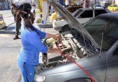 Prev�n que no habr� gran aumento en el precio del GNC para los autos