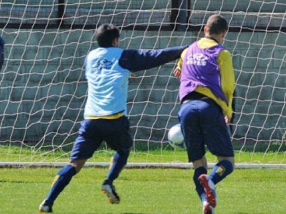 Crecer paso a paso, el objetivo trazado por Russo para Central en el torneo