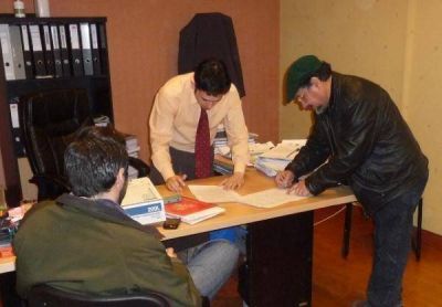 Con la p�lvora mojada la ASOEM ratific� el aumento alcanzado con la ATE