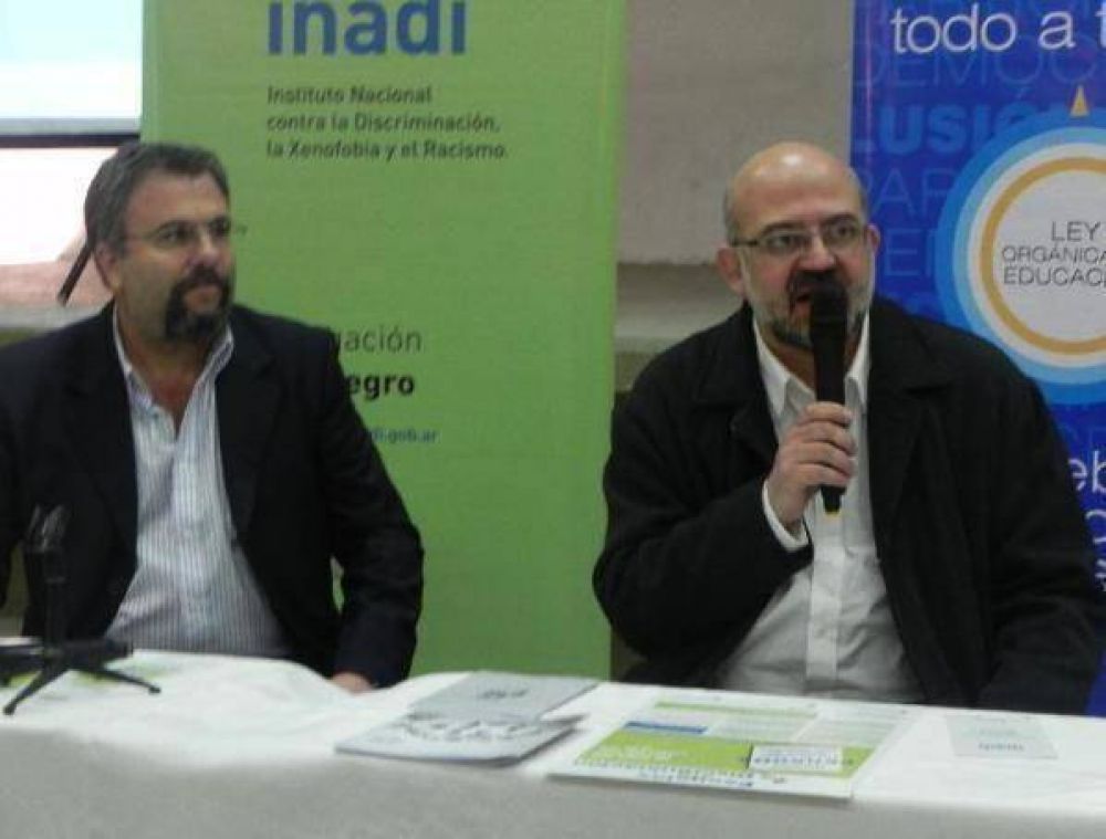 Capacitar�n a docentes en erradicaci�n de la violencia