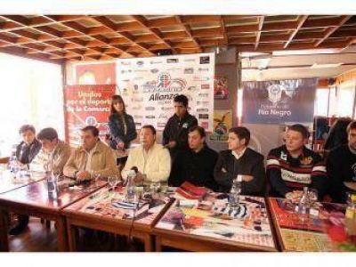 Weretilneck presidi� acto de lanzamiento de temporada Ceferino Alianza Viedma