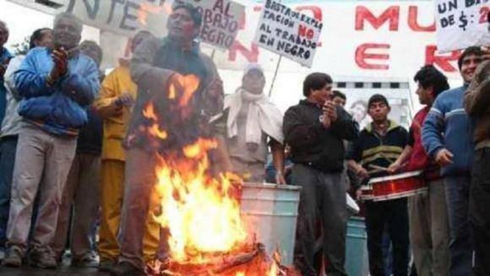 Los municipales del Interior exigen respuestas al Gobierno provincial
