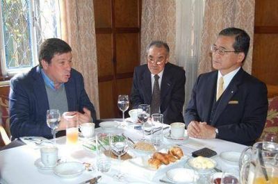 Mariotto recibi� al gobernador de Kagoshima y al embajador de Jap�n