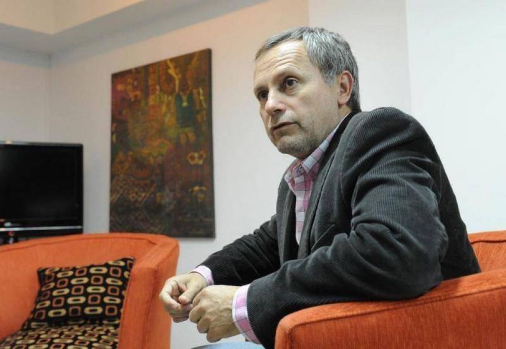 "Soy un colaborador cr�tico del oficialismo"