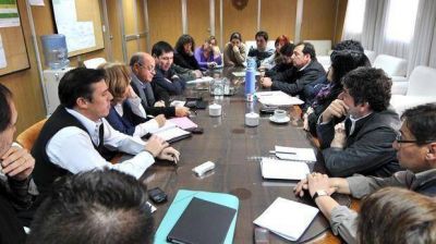 Salud present� una nueva propuesta salarial que los sindicatos analizan