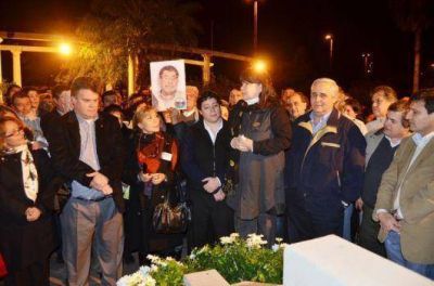Emotivo homenaje del PJ correntino al Tury Peri�