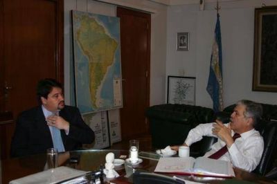Inversiones: Closs se reuni� con De Vido
