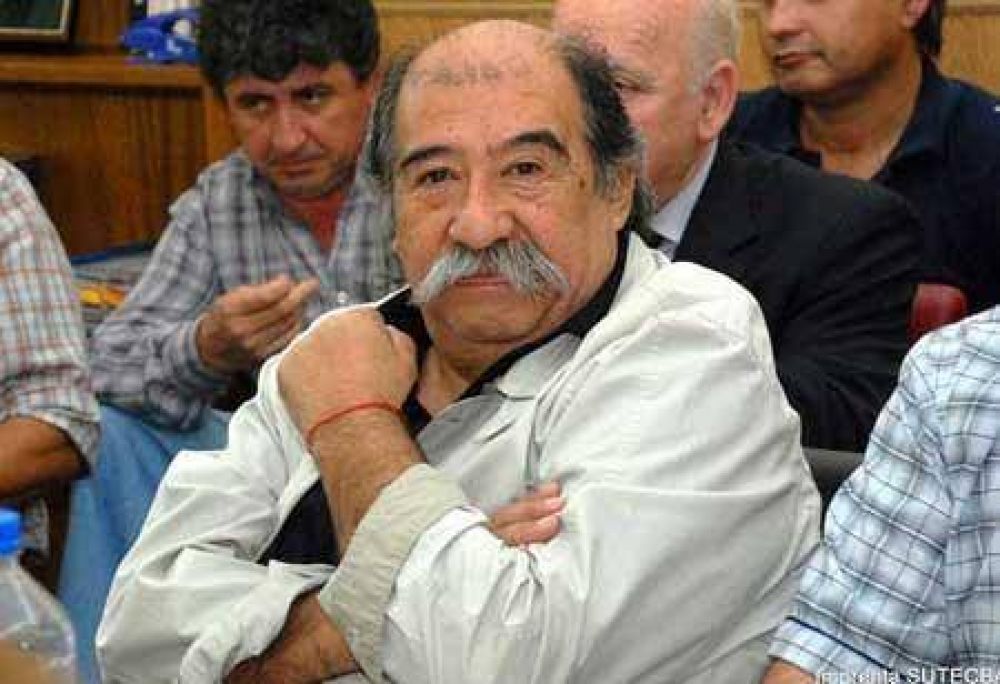 Pedelhez pidi� a D�az P�rez que �no se vulnere la estabilidad del trabajador municipal�