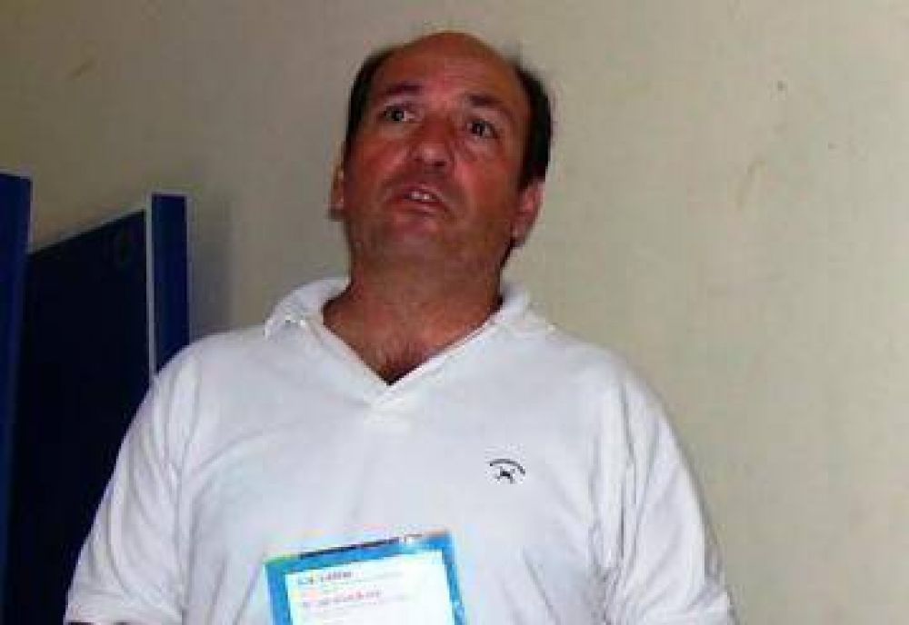 Llega el Inspector Jefe regional por la problem�tica en escuelas locales