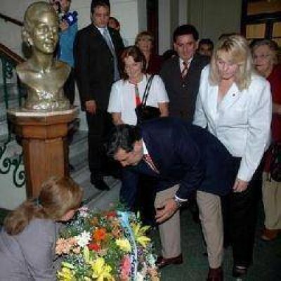 El 65% de los desocupados que buscan trabajo son mujeres