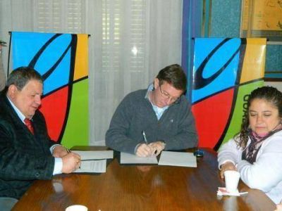 El municipio firm� un convenio con el PAMI