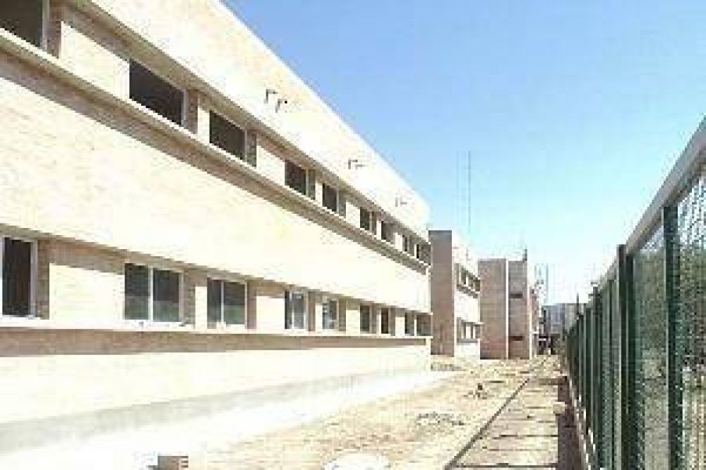 En noviembre estar� terminado el edificio de la primaria de la Normal
